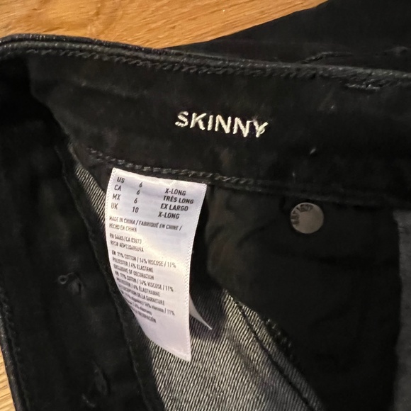 American Eagle Black Cutoff Shorts - Picture 3 of 5